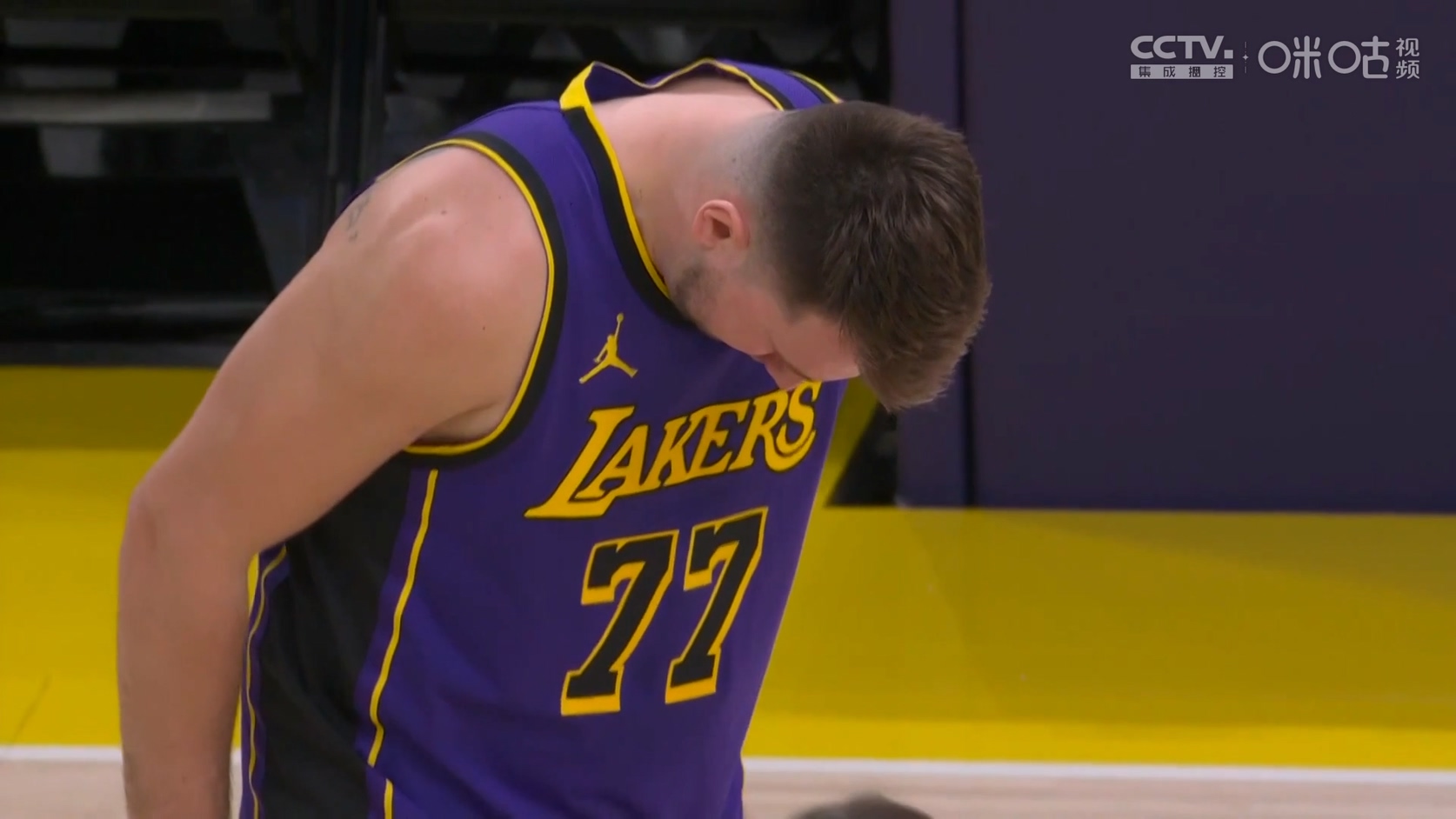 【90分钟足球网 www.90oo.com】2025-04-05 NBA 鹈鹕vs湖人 1080 hdtv migu.ts_2025040.jpg